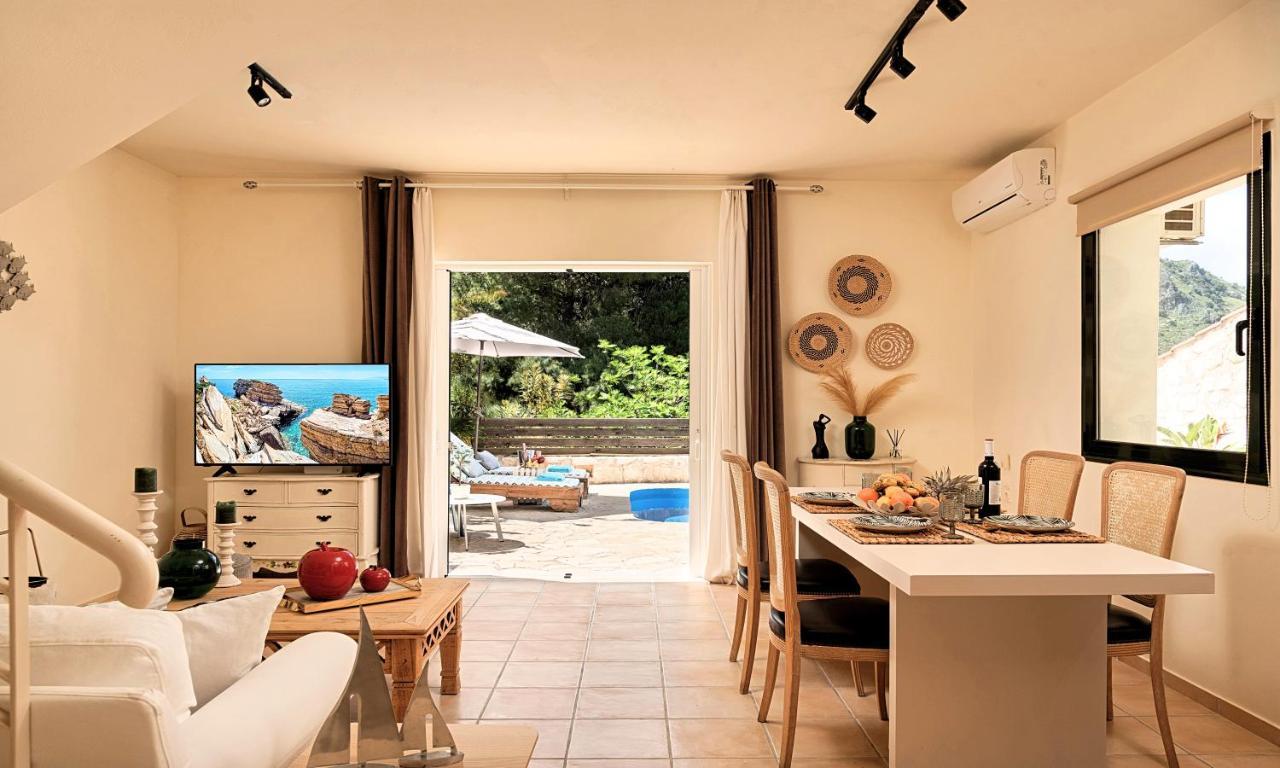 Apple Villas Mouríon 外观 照片